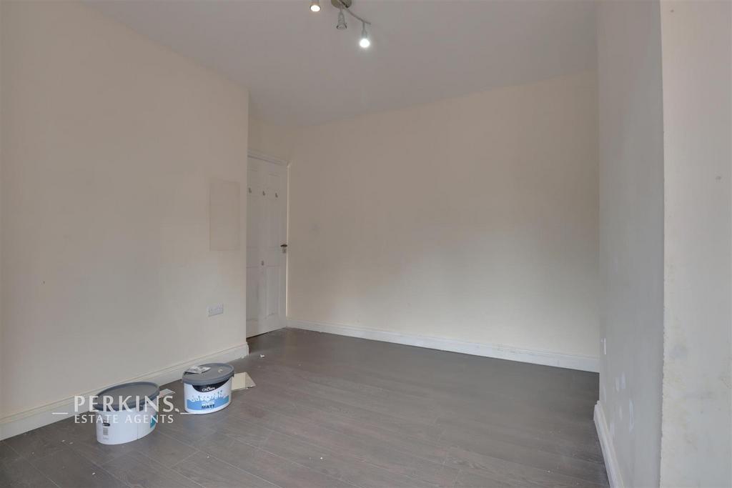 Bedroom2.jpg