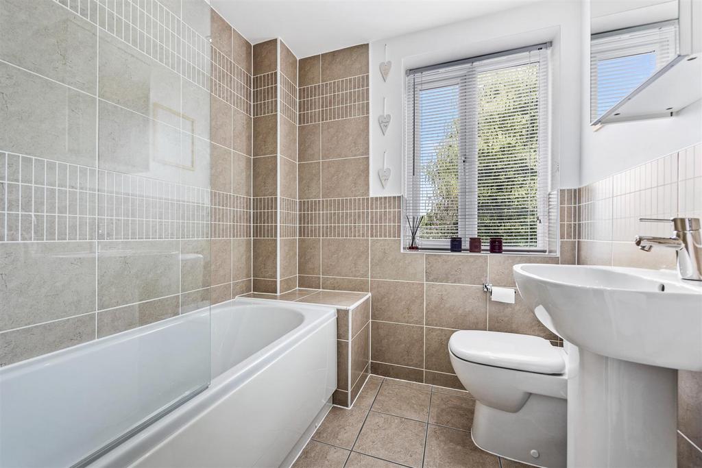 22 Willinson Crescent Web 17.jpg