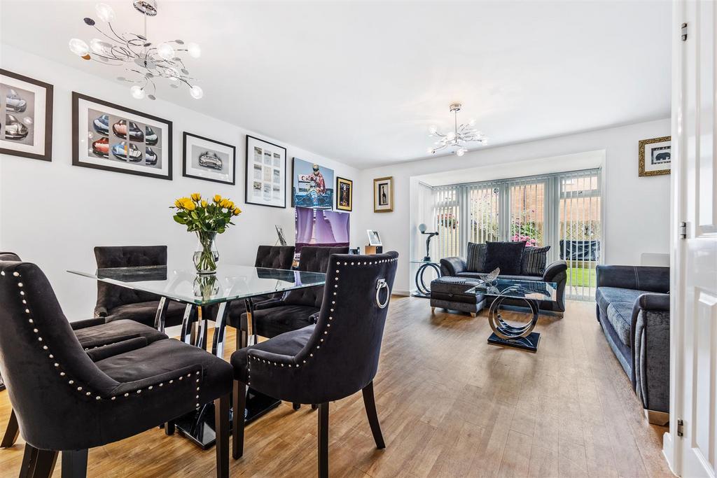 22 Willinson Crescent Web 11.jpg