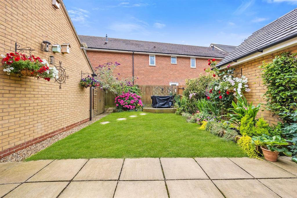 22 Willinson Crescent Web 05.jpg
