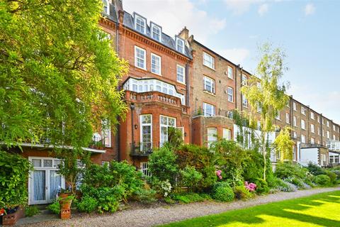 3 bedroom apartment for sale, Sutherland Avenue, London, W9