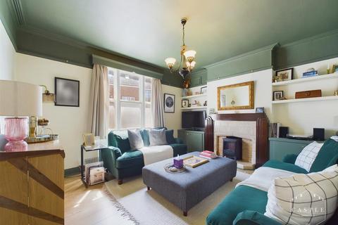 3 bedroom terraced house for sale, High Street, Earl Shilton, Leicester