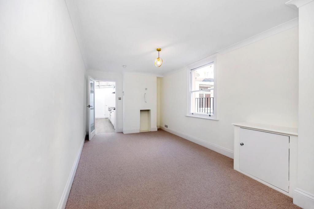 Brunswick Terrace  14.jpg