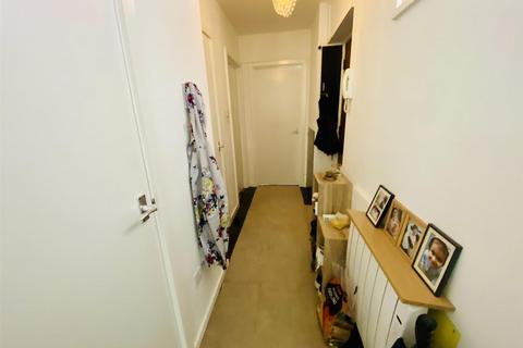 1 bedroom flat for sale, Cholmondeley Road, Salford M6