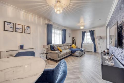 3 bedroom end of terrace house for sale, Rye Road, Glasgow