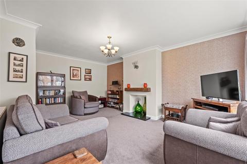 39 Leeway Road, Southwell, NG25 0BZ