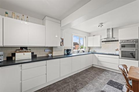 39 Leeway Road, Southwell, NG25 0BZ
