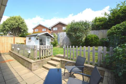 2 bedroom semi-detached bungalow for sale, Hefford Road, East Cowes