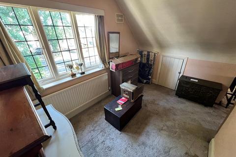 36 Longmore Road, Shirley, Solihull, B90 3DY
