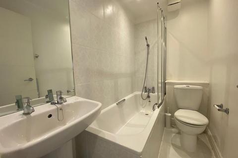 1 bedroom flat to rent, Cavendish Road, London