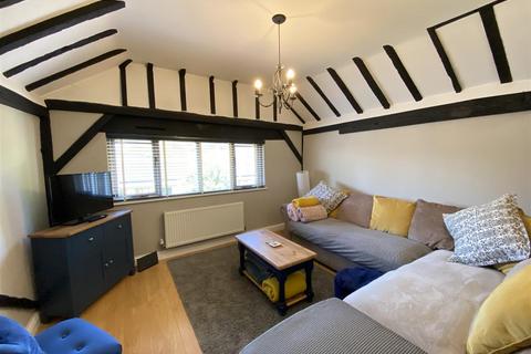 1 bedroom barn conversion to rent, Speedgate Hill, Fawkham