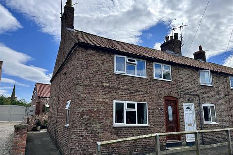 3 bedroom end of terrace house for sale, Sledgate, Rillington YO17