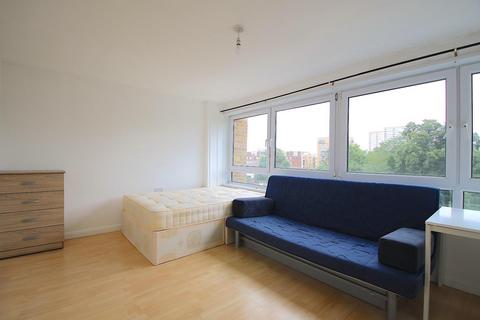 4 bedroom flat to rent, 22 Southern Grove, London E3