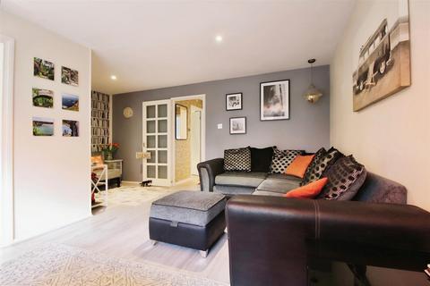 1 bedroom flat for sale, Lowestoft Drive, Cippenham