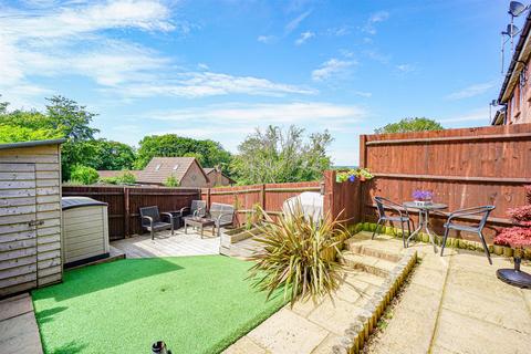 4 bedroom end of terrace house for sale, Woodlands Way, Hastings