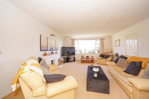 4 bedroom detached house for sale, Sovereign Close, Hastings