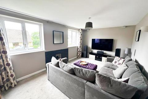 4 bedroom detached house for sale, Lowfield Crescent, Silsden, Keighley