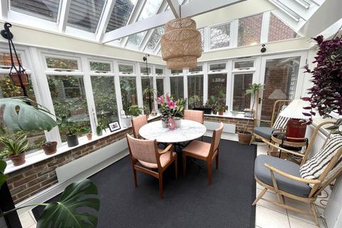 3 bedroom house for sale, Theatre Square, Tenterden TN30