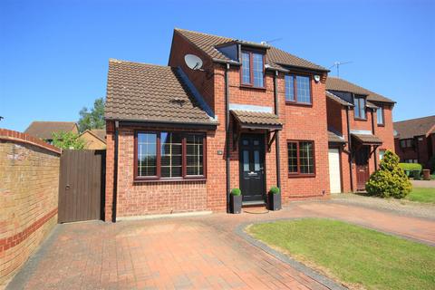 4 bedroom link detached house for sale, Henley Close, Wellingborough NN8