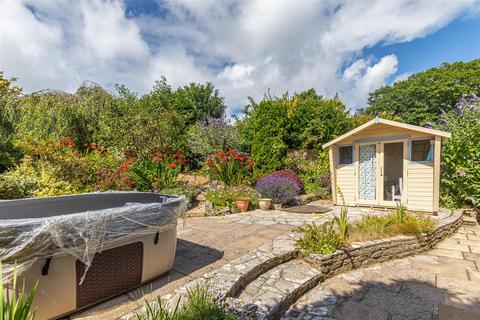 3 bedroom bungalow for sale, Hengistbury Road, Bournemouth BH6