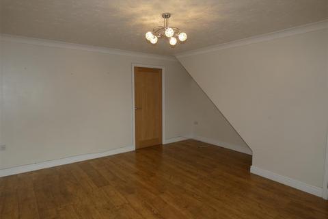 3 bedroom detached house to rent, Dan Y Deri, Broadlands, Bridgend, CF31 5BG