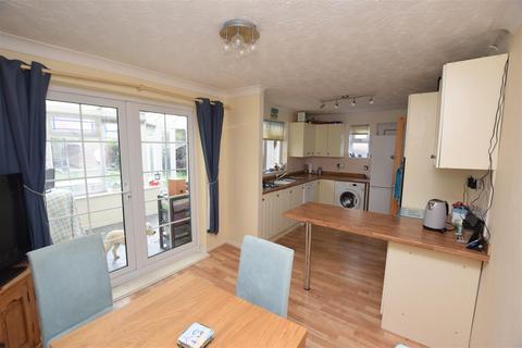 3 bedroom semi-detached house for sale, Heywood Way, Heybridge, Maldon