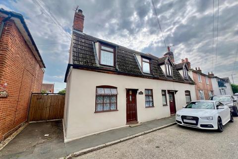 2 bedroom semi-detached house for sale, Station Road, Southminster