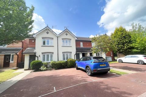 2 bedroom house to rent, Calverley Close, Wilmslow, Cheshire