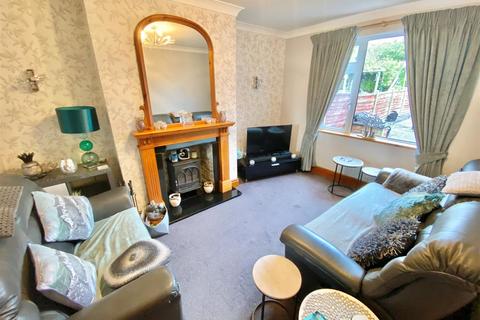 3 bedroom semi-detached house for sale, Lyme Avenue, Macclesfield