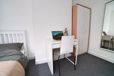 1 bedroom in a house share to rent, Room 1, Wellingborough Road