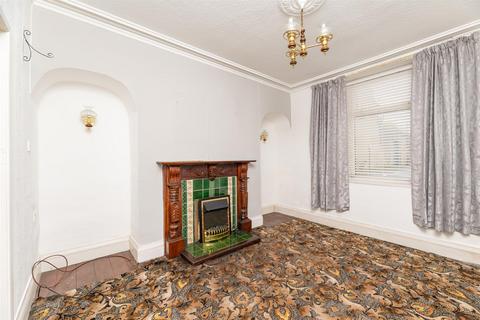 49 North Parade, Otley, LS21 1BA