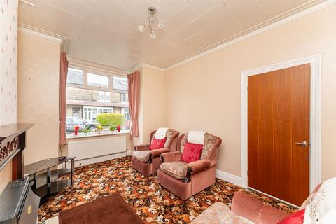 3 bedroom terraced house for sale, Grangefield Avenue, Burley In Wharfedale LS29