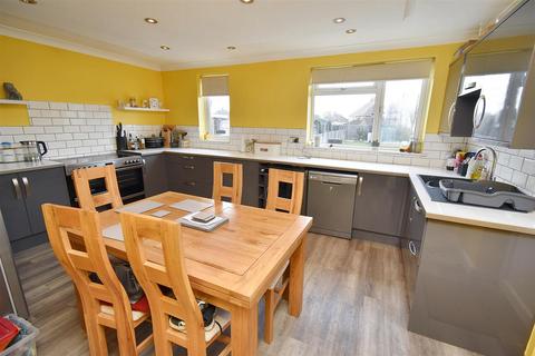 4 bedroom semi-detached house for sale, Larratt Road, Corby NN17