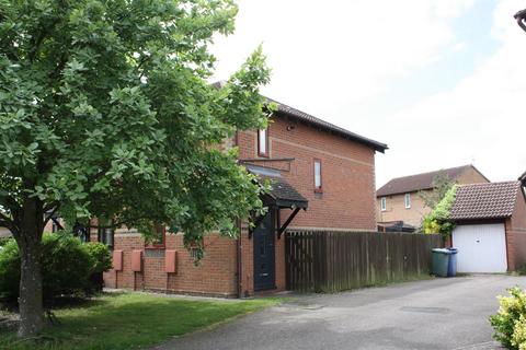 2 bedroom semi-detached house to rent, Hornbeam Road, Bicester