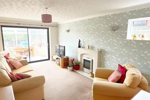 2 bedroom detached bungalow for sale, Welford Grove, Four Oaks, Sutton Coldfield