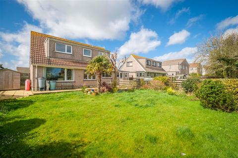 17 Cross Park, Crafthole, Torpoint, PL11 3BH