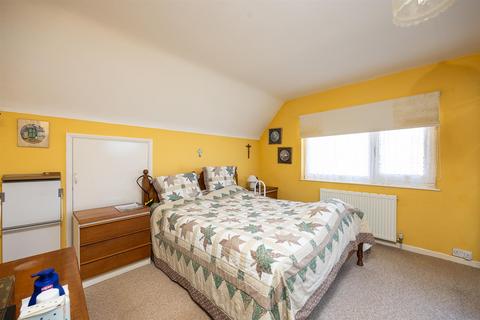 17 Cross Park, Crafthole, Torpoint, PL11 3BH