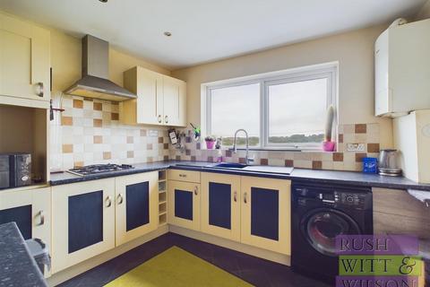 2 bedroom maisonette for sale, West View, Hastings