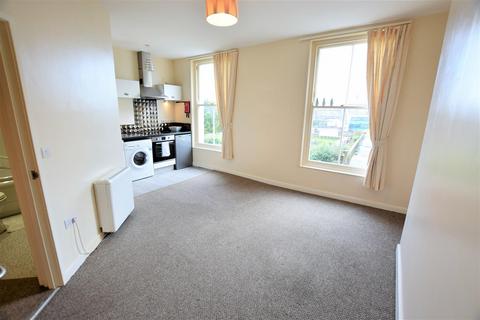 2 bedroom flat for sale, West Square, Scarborough