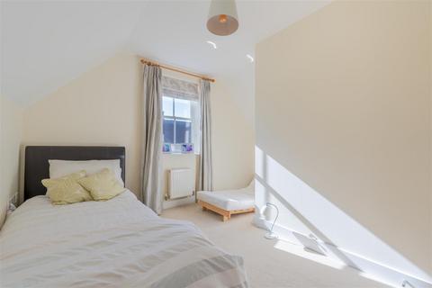 16 Baron Close, Bitton, Bristol, BS30 6LS