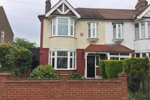 3 bedroom semi-detached house to rent, St Barnabas Road, Woodford Green