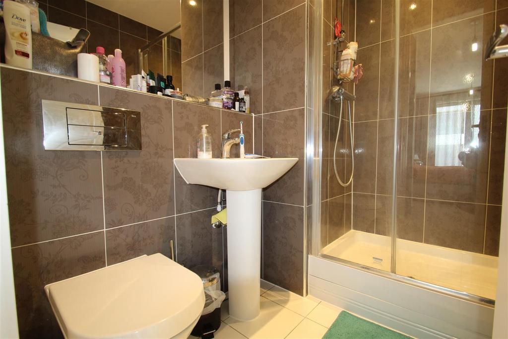 En suite shower room