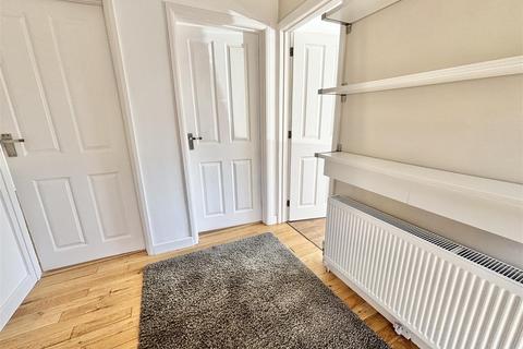 5 Cedar Close, Poole, BH16 5QF