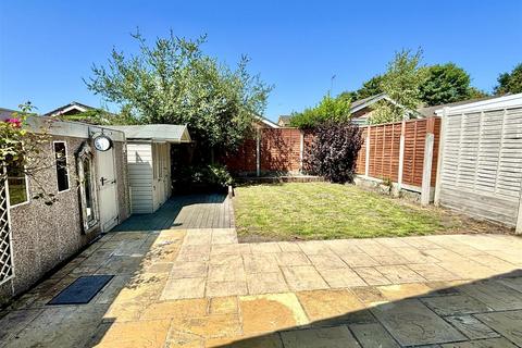 5 Cedar Close, Poole, BH16 5QF