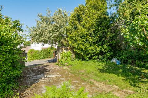 3 bedroom detached house for sale, St. Davids Road, Tavistock