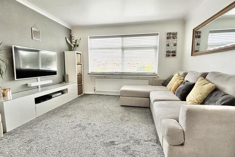 2 bedroom apartment for sale, Inglesham Way, Poole BH15