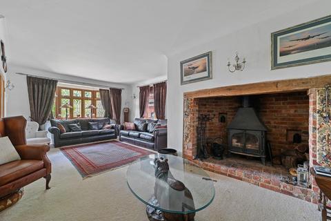 4 bedroom detached house for sale, Hoe Lane, Abridge, Romford