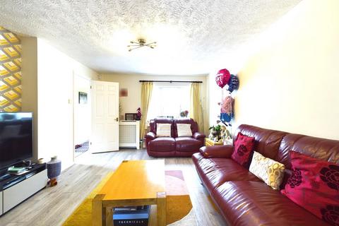 undefined, Goddard Close, Maidenbower RH10