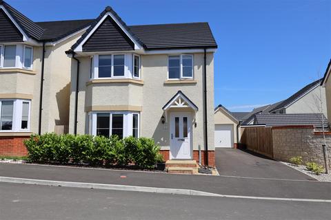 4 bedroom detached house to rent, 30 Fitzhamon Road, Clare Garden, Cowbridge, CF71 7FW