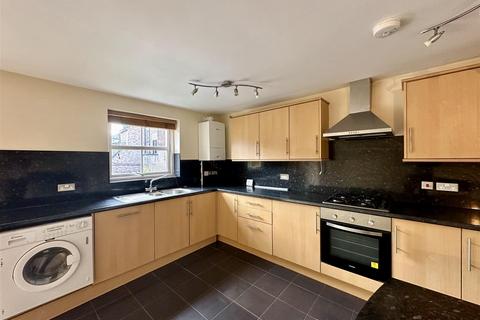 2 bedroom apartment to rent, Manor Court, Lawrence Street, York